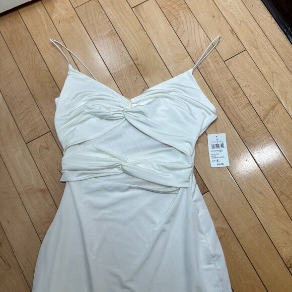 NWT WINDSOR Strike A Pose Cut Out Cutout Mini Dress - small - Picture 10 of 12